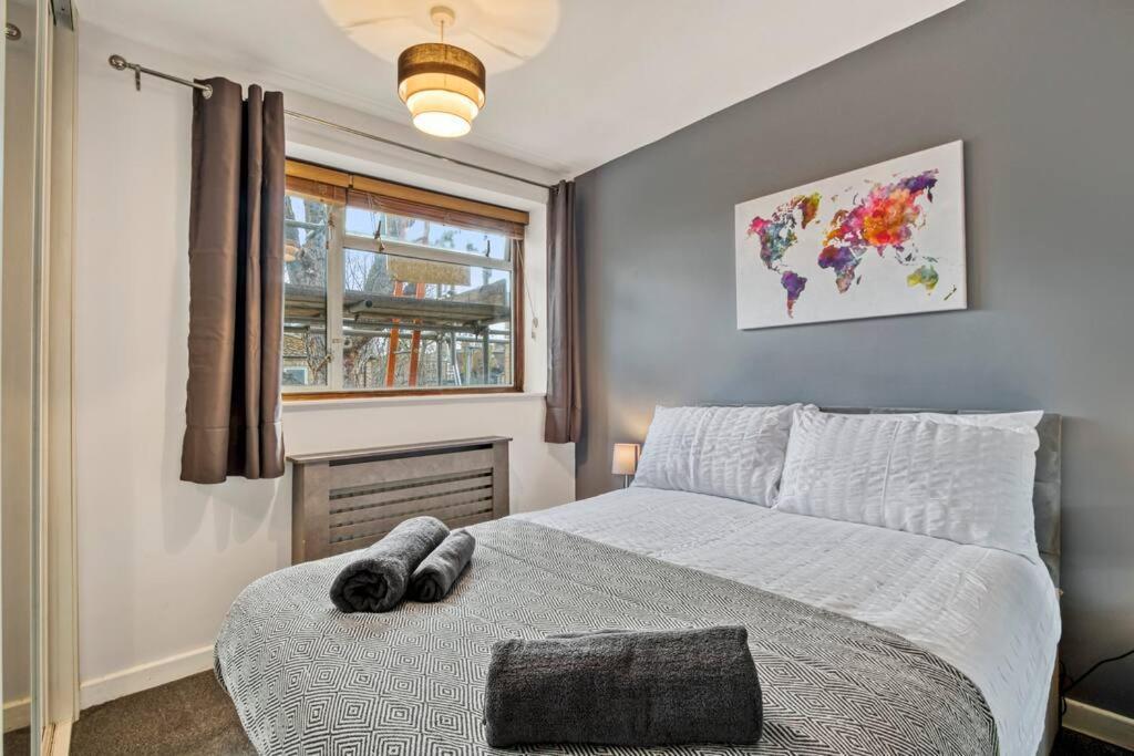 Lovely 3-bed Clapham Common * Londra